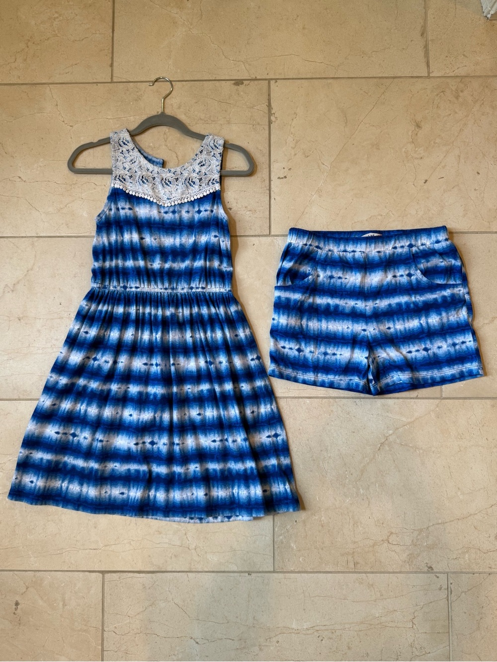 Beebay Girl’s Blue Tie-Dye Dress with Shorts Set with White Crochet Detail Sz 7